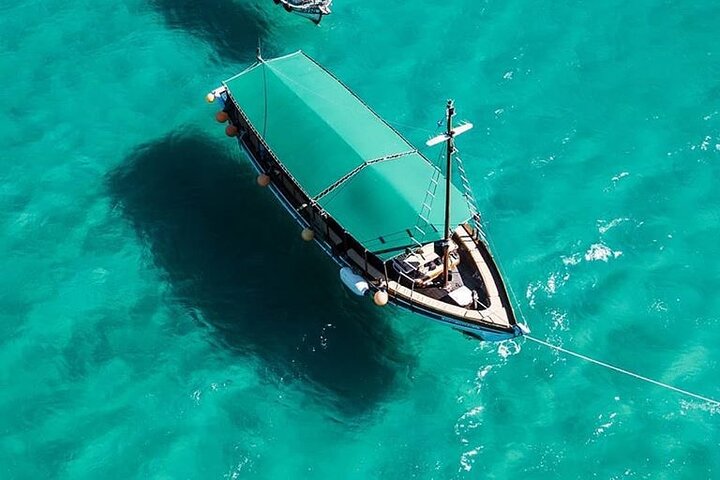 Bootsfahrt zur Erkundung der atemberaubenden Strände, Grotten und Felsformationen von Arraial do Cabo, Foto 6 | wizardtrip