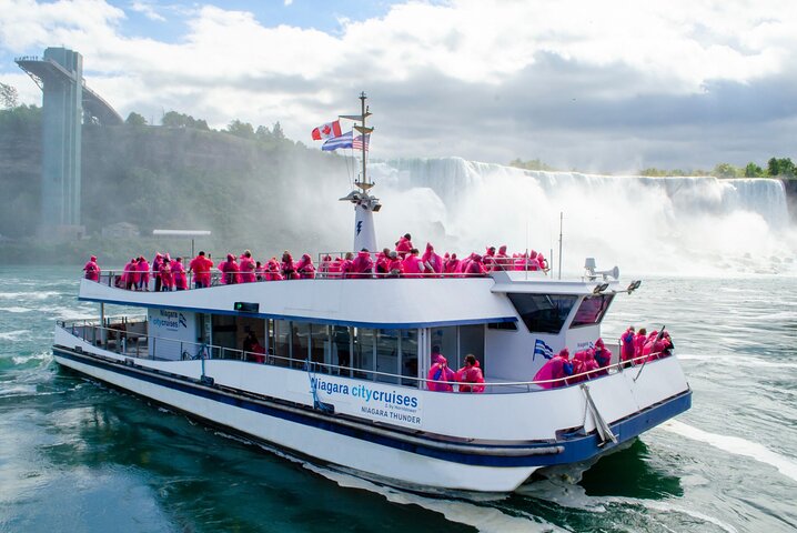 Excursion d'une journée aux Chutes du Niagara depuis Toronto avec croisières et vues panoramiques, photo 6 | wizardtrip