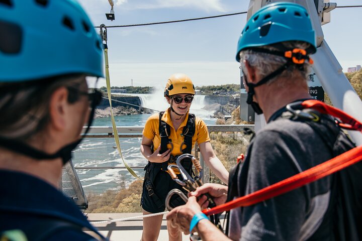 Excursion d'une journée aux Chutes du Niagara depuis Toronto avec croisières et vues panoramiques, photo 11 | wizardtrip