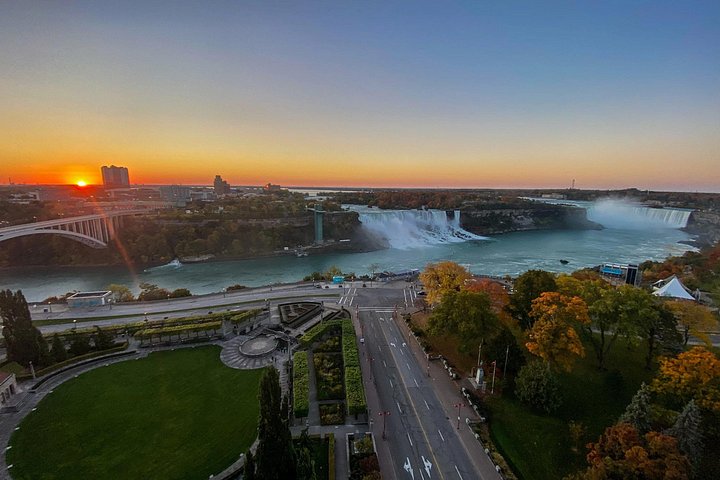Excursion d'une journée aux Chutes du Niagara depuis Toronto avec croisières et vues panoramiques, photo 16 | wizardtrip
