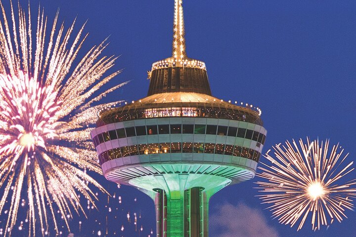 Excursion en soirée aux chutes du Niagara au départ de Toronto, avec croisière, feux d'artifice et chutes illuminées, photo 12 | wizardtrip