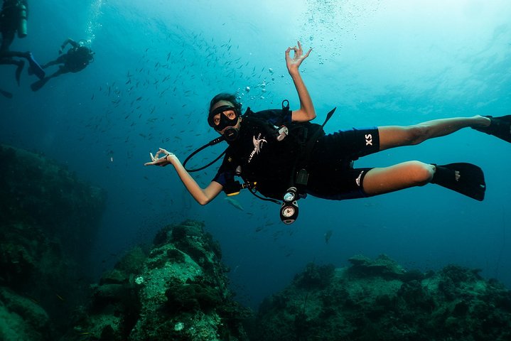 Aprende a bucear y obtén tu certificación con un curso Open Water en Koh Tao, Tailandia, foto 6 | wizardtrip