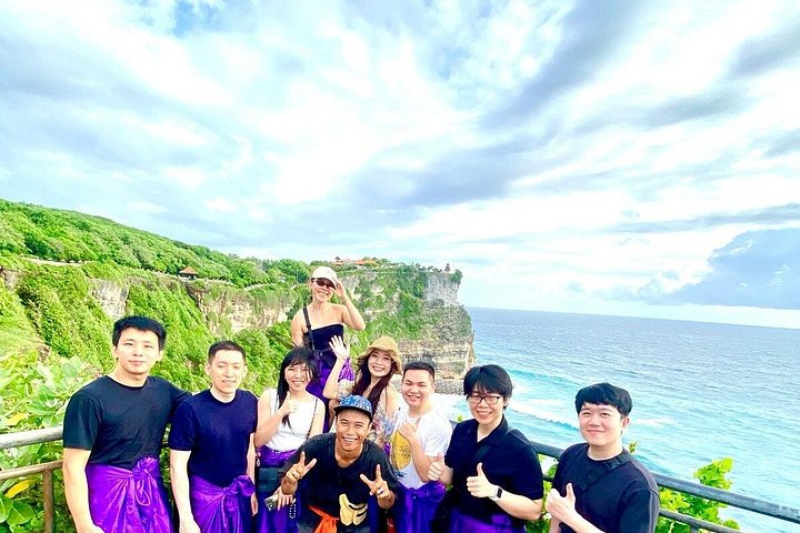 Uluwatu-tempelet og Kecak-ilddansforestilling i Jimbaran, Bali, Indonesia, foto 8 | wizardtrip