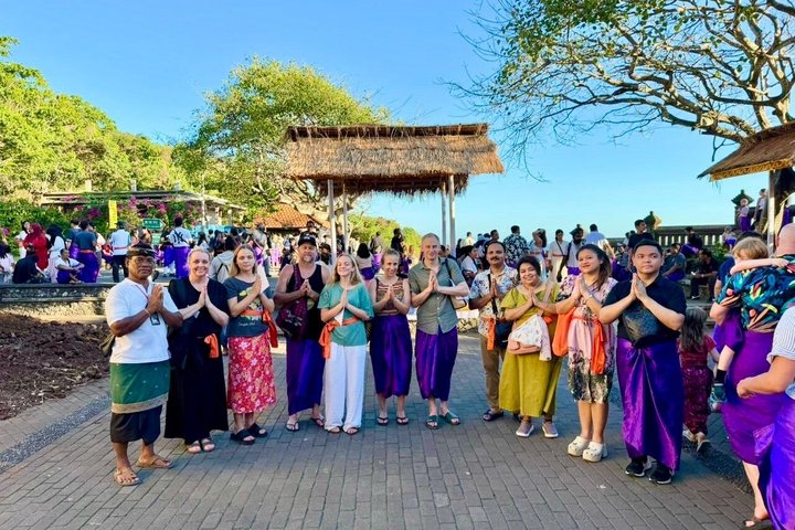 Zonsondergang Kecak dansvoorstelling bij de Uluwatu Tempel, Bali, foto 8 | wizardtrip