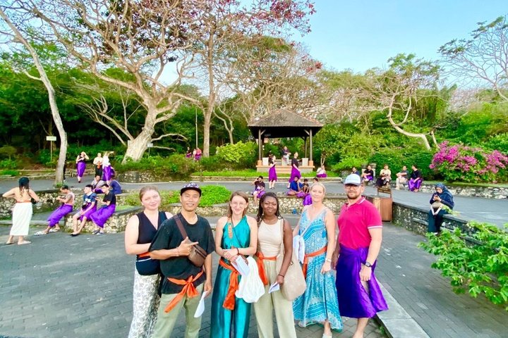 Zonsondergang Kecak dansvoorstelling bij de Uluwatu Tempel, Bali, foto 46 | wizardtrip