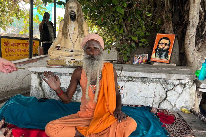 Udforsk den spirituelle by Pushkar på en vandretur, besøg templer, ghats og lokale markeder, foto 7 | wizardtrip