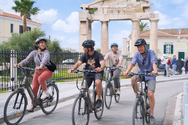 Erkunde Athens antike Stätten und charmante Straßen auf einer malerischen Radtour, Foto 7 | wizardtrip