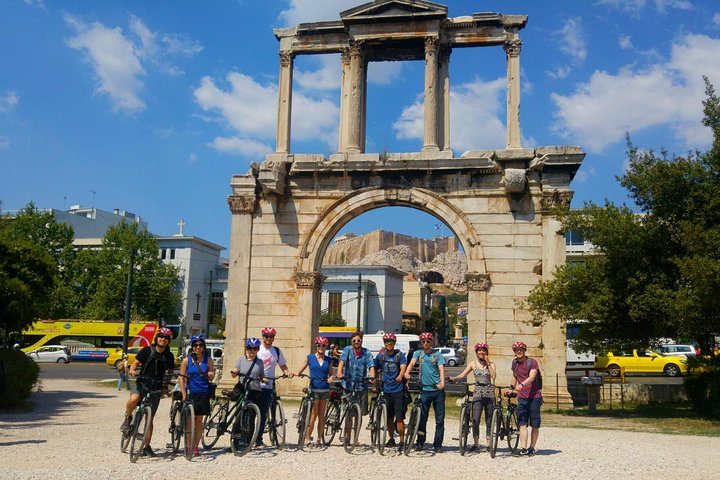 Erkunde Athens antike Stätten und charmante Straßen auf einer malerischen Radtour, Foto 10 | wizardtrip