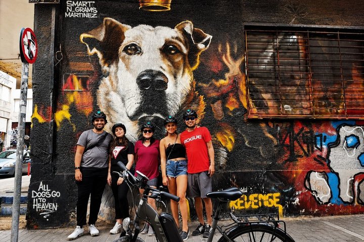 Erkunde Athens antike Stätten und charmante Straßen auf einer malerischen Radtour, Foto 15 | wizardtrip