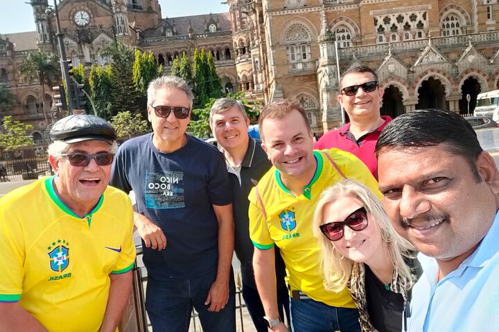 Private tour exploring Mumbai's historic Gateway of India, vibrant markets, and iconic landmarks, photo 8 | wizardtrip