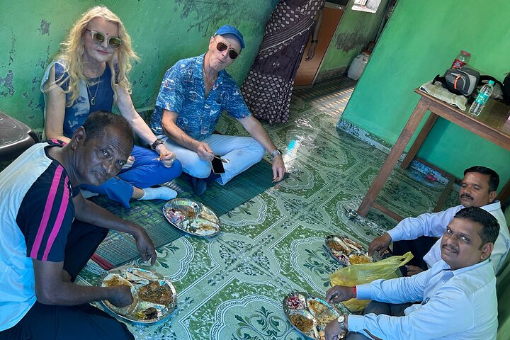 Verken de oude, uit rotsen gehouwen tempels van de Elephanta grotten tijdens een privétour met gids vanuit Mumbai, India, foto 28 | wizardtrip