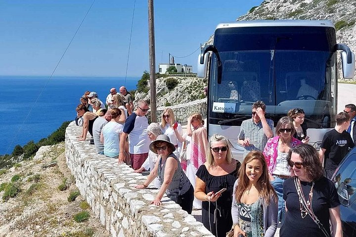Heldagstur på Kefalonia, Grekland, med vinprovning, grottor och byar, foto 10 | wizardtrip