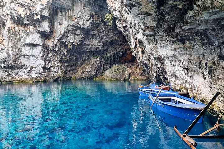 Heldagstur på Kefalonia, Grekland, med vinprovning, grottor och byar, foto 16 | wizardtrip
