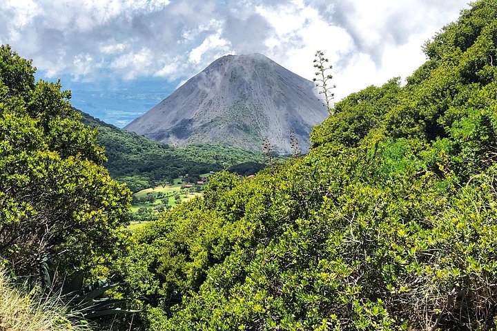 エルサルバドルのサンタアナ火山とコアテペケ湖へのハイキングツアー、写真15 | wizardtrip