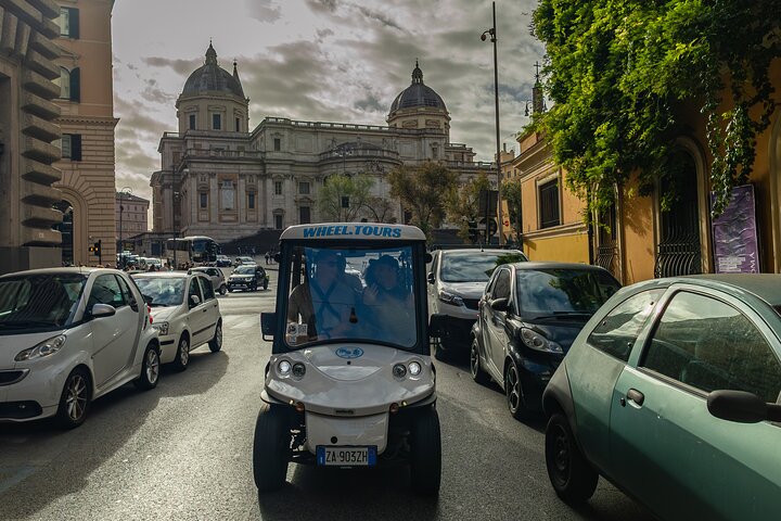 Golftur i Roms historiske centrum, besøger vartegn som Colosseum og Trevi-fontænen, foto 9 | wizardtrip
