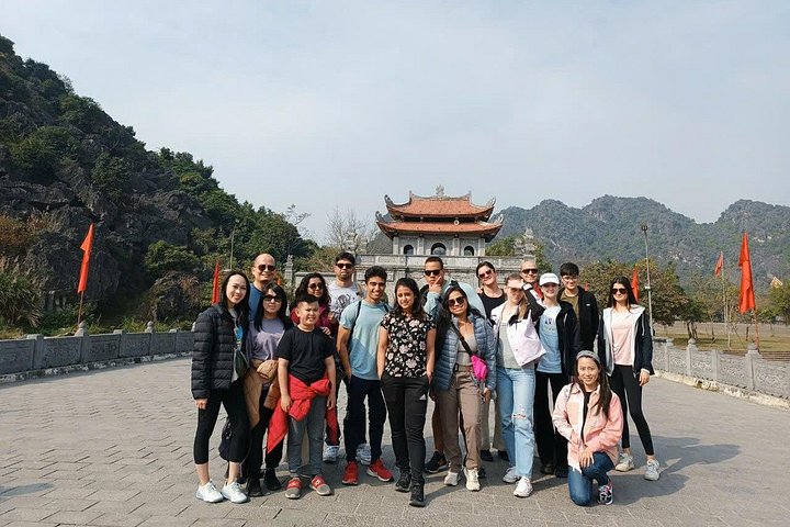 Excursion d'une journée de Hanoï à Ninh Binh, avec balades en bateau, vélo et sites historiques, photo 27 | wizardtrip
