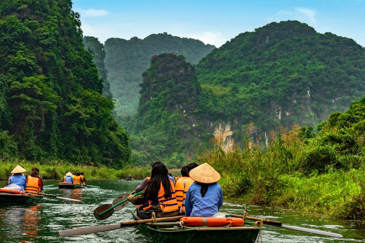 Excursion d'une journée de Hanoï à Ninh Binh, avec balades en bateau, vélo et sites historiques, photo 39 | wizardtrip