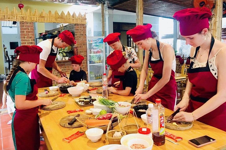 ホイアン料理教室：市場ツアー、バスケットボート、釣り体験付き、写真31 | wizardtrip