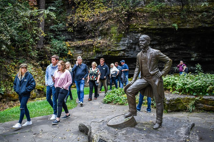 Visite a histórica Destilaria Jack Daniel's em Lynchburg, Tennessee, com degustações de whiskey e transporte desde Nashville, foto 24 | wizardtrip