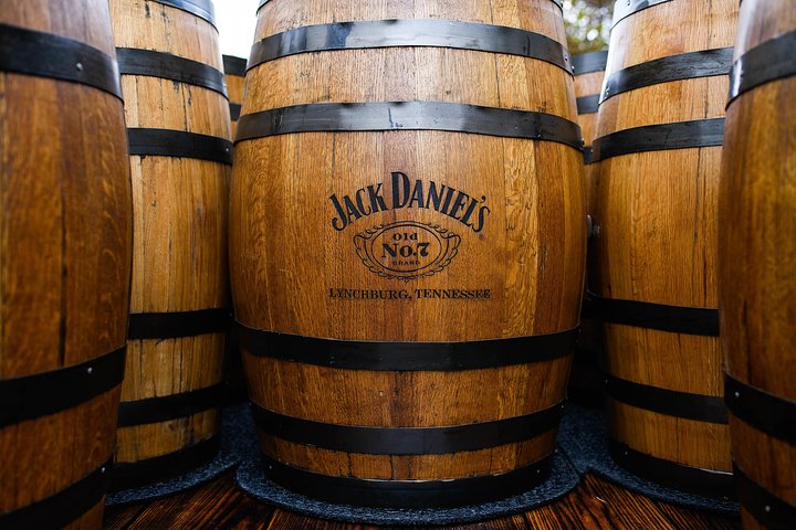 Visite a histórica Destilaria Jack Daniel's em Lynchburg, Tennessee, com degustações de whiskey e transporte desde Nashville, foto 28 | wizardtrip