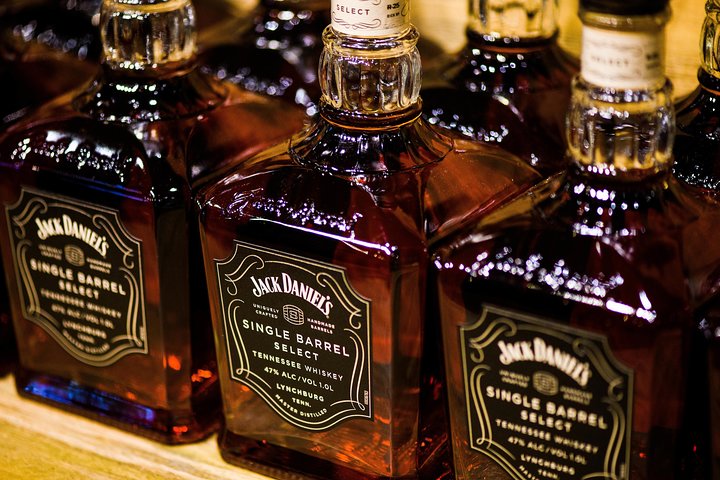 Visite a histórica Destilaria Jack Daniel's em Lynchburg, Tennessee, com degustações de whiskey e transporte desde Nashville, foto 30 | wizardtrip