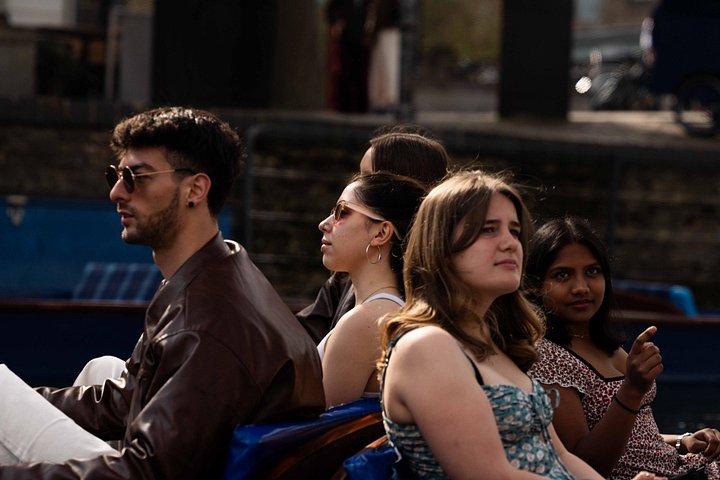 Passeio guiado a pé e punting no Rio Cam em Cambridge, Inglaterra, foto 7 | wizardtrip