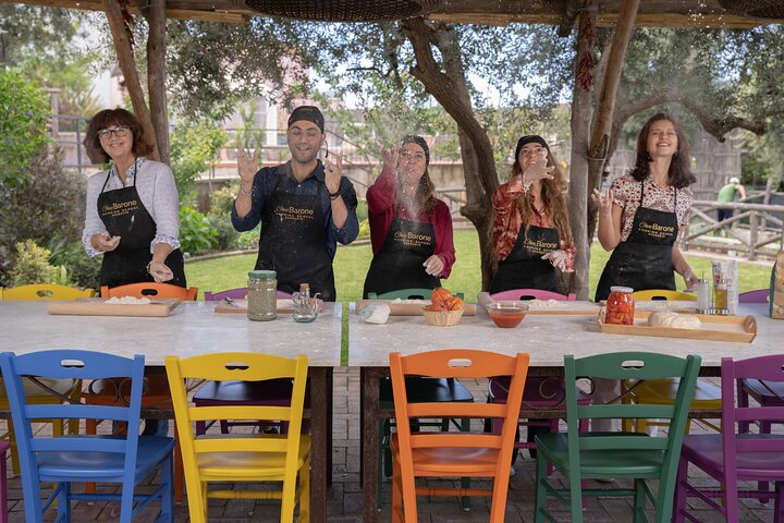 Praktisk italiensk matlagingskurs i Sorrento, lær å lage pizza og pasta med ferske råvarer, foto 8 | wizardtrip