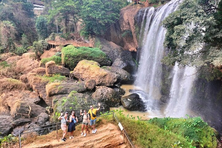 Dalat Countryside's & 3 Waterfalls Group Tour | wizardtrip