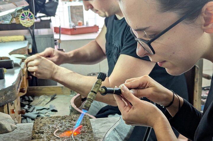 Crea un anello di smeraldi personalizzato a Bogotá, Colombia, scoprendo le tradizioni locali, foto 11 | wizardtrip