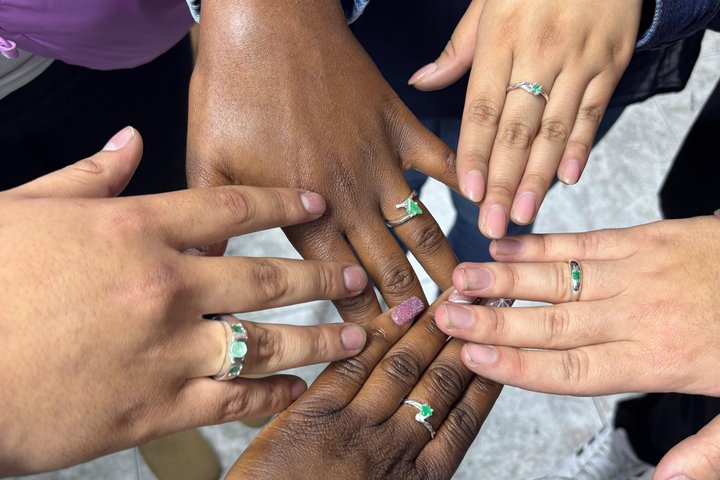 Crea un anello di smeraldi personalizzato a Bogotá, Colombia, scoprendo le tradizioni locali, foto 18 | wizardtrip
