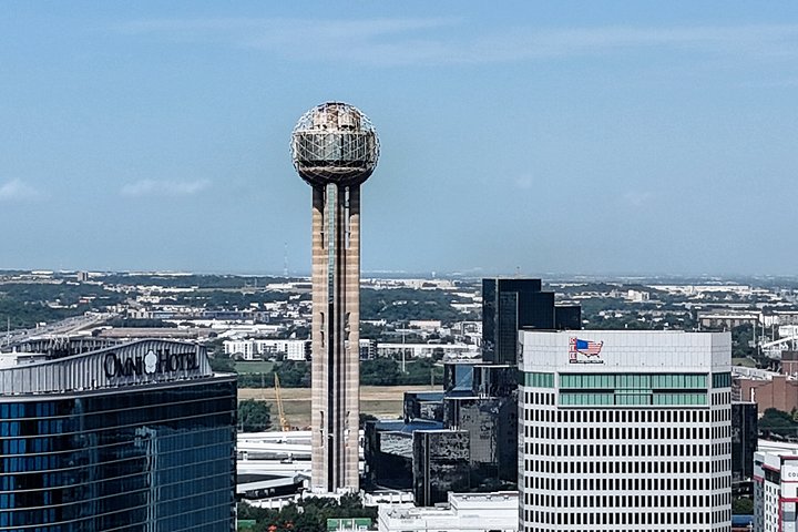 Tur i åben varebil i Dallas forbi vartegn som JFK Memorial og Pioneer Plaza, foto 25 | wizardtrip