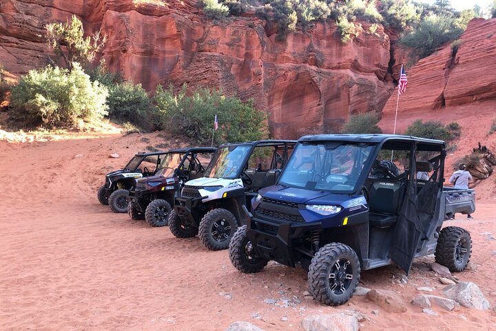 Passeio privado de UTV para o Peek-A-Boo Slot Canyon no Parque Nacional de Zion, foto 12 | wizardtrip