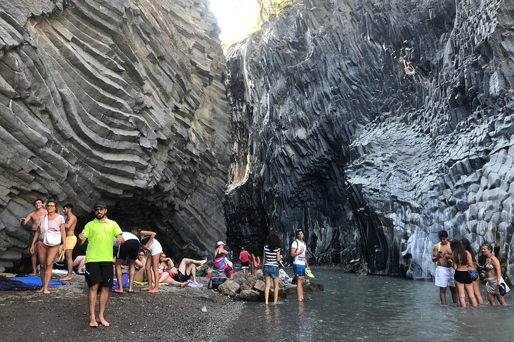 Naturskjønn tur til vulkanen Etna, siciliansk vinsmaking og Alcantara-juvet, foto 8 | wizardtrip
