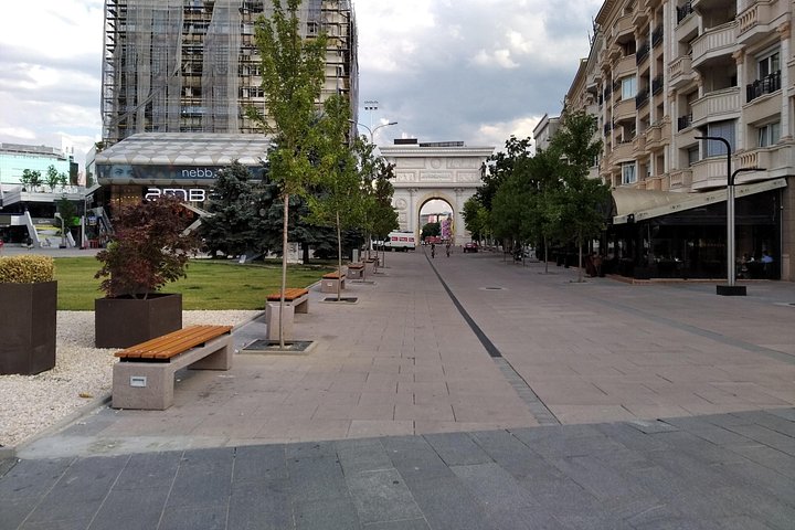 Ontdek de historische plekken en levendige cultuur van Skopje tijdens een begeleide wandeltocht, foto 9 | wizardtrip