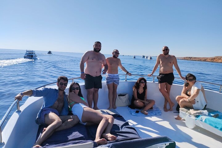 Excursion en yacht de luxe vers White Island et le parc national de Ras Mohamed depuis Charm el Cheikh, Égypte, photo 7 | wizardtrip