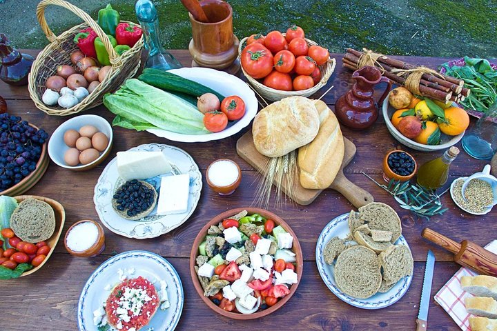 A Verdadeira Experiência Culinária Cretense | wizardtrip