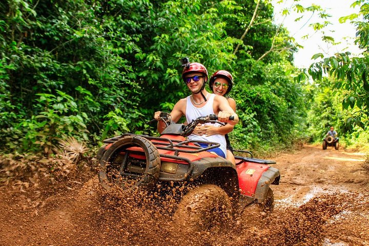 Vivi un'avventura nella giungla ricca di azione vicino a Cancun con quad, zipline, cavalcate e nuotate nel cenote, foto 6 | wizardtrip