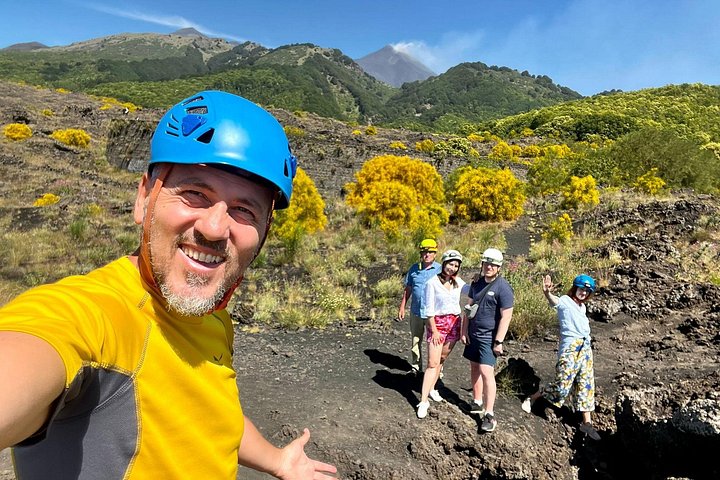 Morgeneventyr på Etna-bjergets kratere, lavastrømme og unikke landskaber fra Catania, Sicilien, foto 8 | wizardtrip