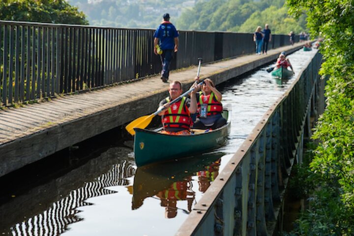 Kanoeventyr på Pontcysyllte-akvædukten i Llangollen, Wales, foto 2 | wizardtrip