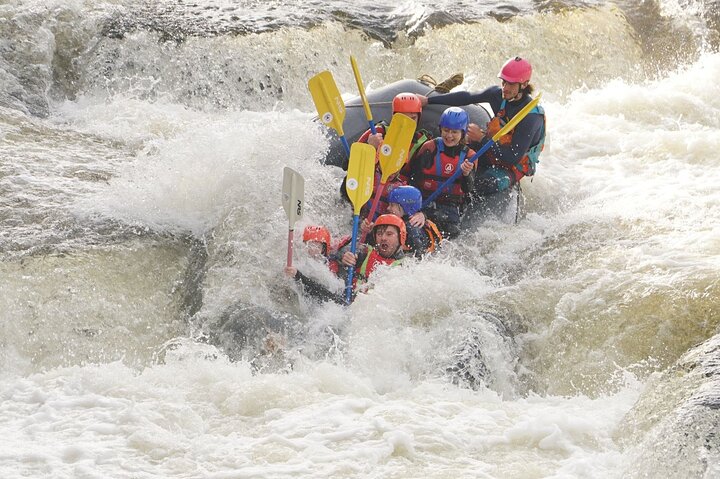Rafting en eaux vives sur la rivière Dee à Llangollen | wizardtrip