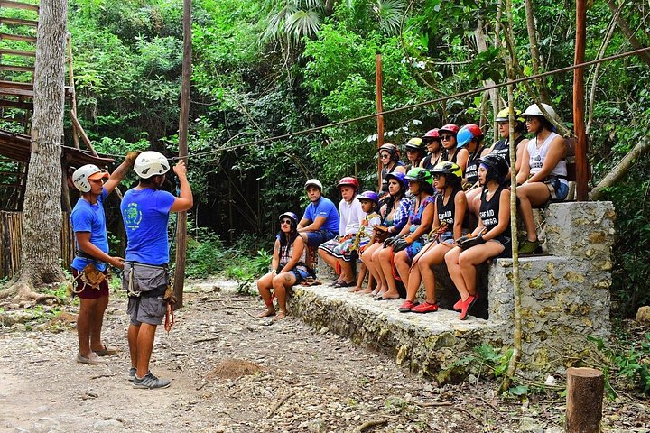Passeio de aventura na selva de Cancun com quadriciclos, tirolesas, passeios a cavalo e mergulho em cenote, foto 15 | wizardtrip