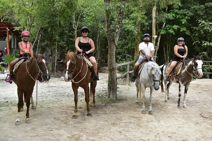 Passeio de aventura na selva de Cancun com quadriciclos, tirolesas, passeios a cavalo e mergulho em cenote, foto 24 | wizardtrip