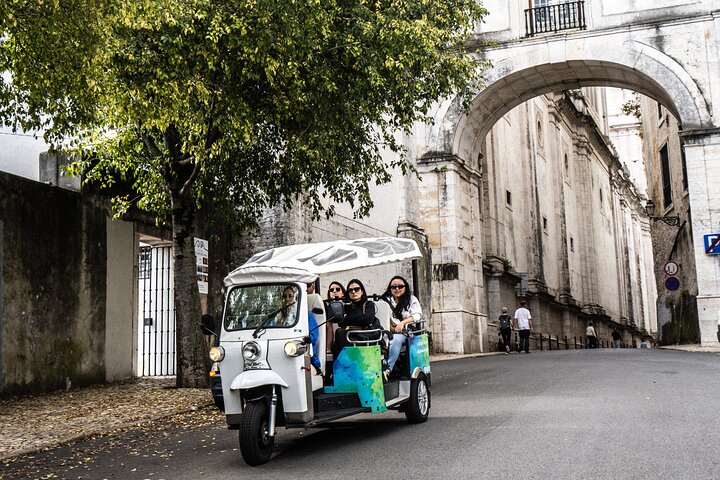 Lisbon Highlights: Private Tuk Tuk Tour Adventure Sightseeing | wizardtrip