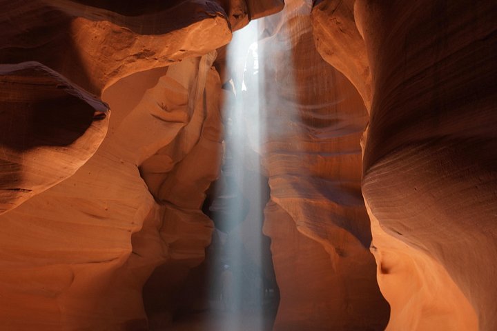 Upper and Lower Antelope Canyon Tours - Arizona | wizardtrip