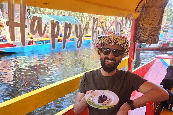 Festa su una trajinera a Xochimilco con bevande illimitate e preparazione del guacamole, foto 22 | wizardtrip