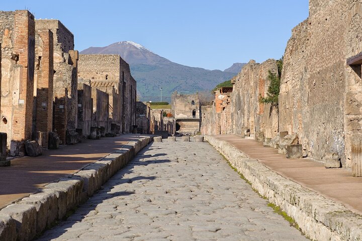 Geführte Tour durch die antiken Ruinen von Pompeji, Italien, mit dem Zug von Sorrent erreichbar, Foto 14 | wizardtrip