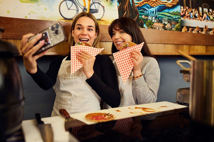 Impara a preparare le tradizionali Stroopwafel olandesi in un laboratorio pratico ad Amsterdam, foto 14 | wizardtrip