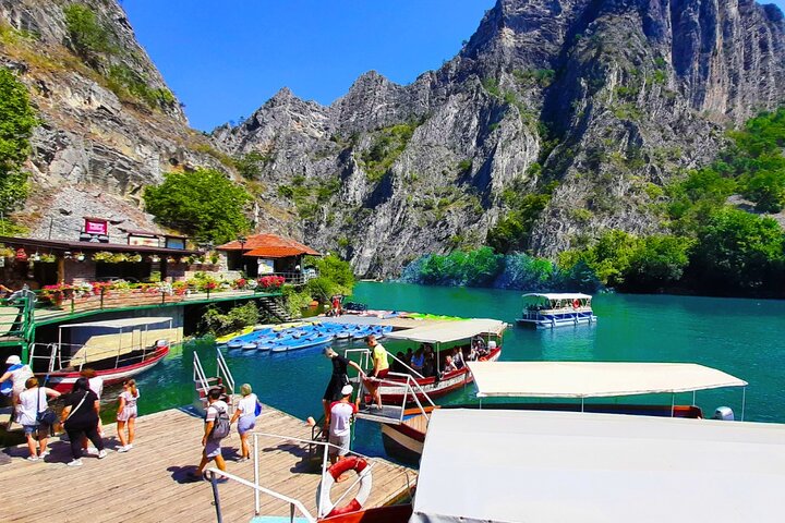 Tour van een halve dag vanuit Skopje naar Millennium Cross, Matka Canyon en Etno Village, foto 6 | wizardtrip