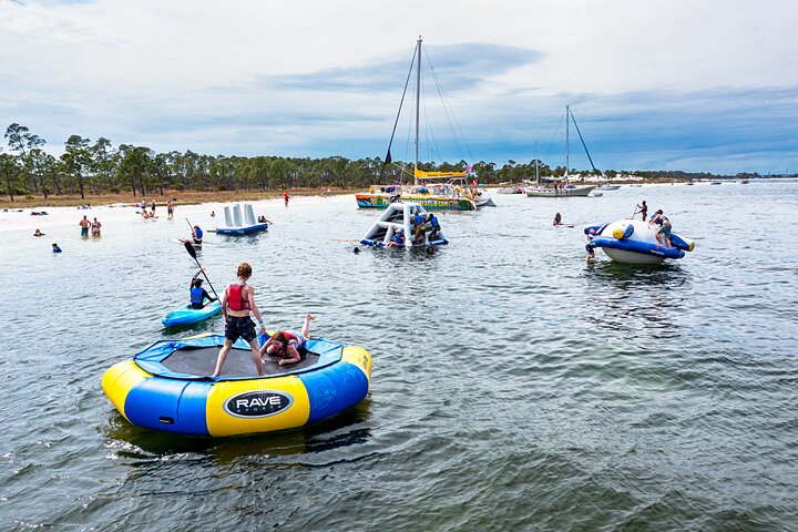 Shell Island Oppustelig Forlystelsespark & Delfinsafari Tur | wizardtrip