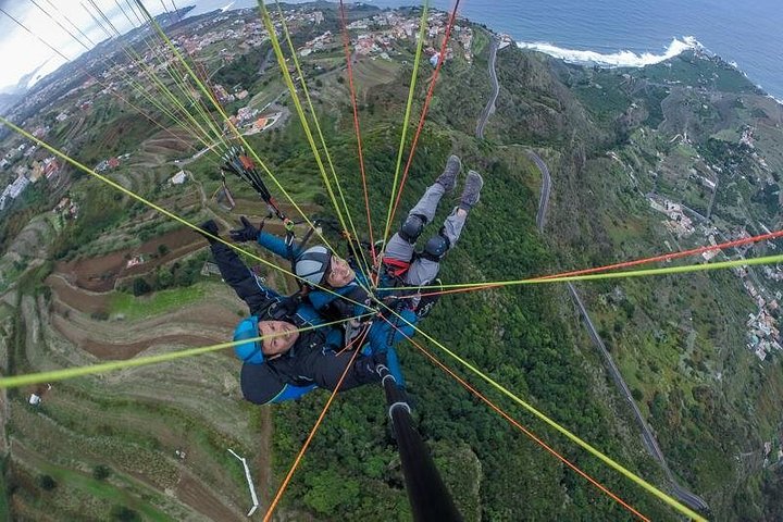 Vol en parapente biplace au-dessus des paysages pittoresques de Tenerife, Espagne, photo 6 | wizardtrip